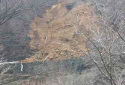 林道「太刀切定義線」現場調査写真2